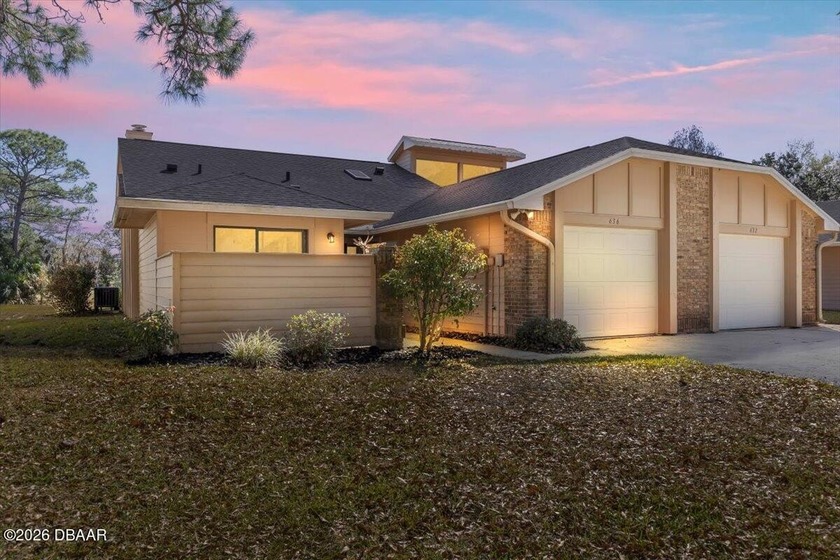 Effortless living in a beautifully maintained single-story - Beach Townhome/Townhouse for sale in Daytona Beach, Florida on Beachhouse.com