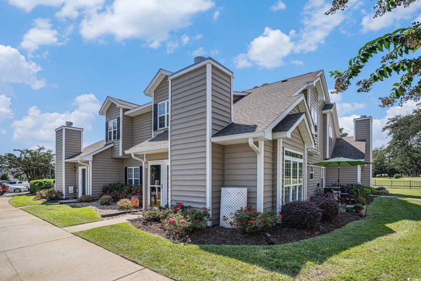 This METICULOUSLY MAINTAINED 3BD, 2BA TOWNHOUSE-STYLE CONDO is - Beach Condo for sale in North Myrtle Beach, South Carolina on Beachhouse.com