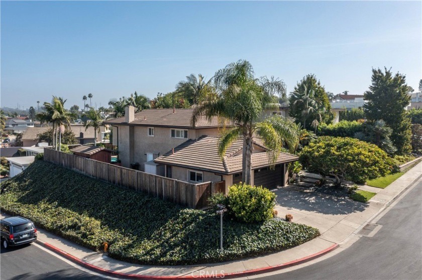 Fully renovated luxury at its BEST in the prestigious guard - Beach Home for sale in Long Beach, California on Beachhouse.com