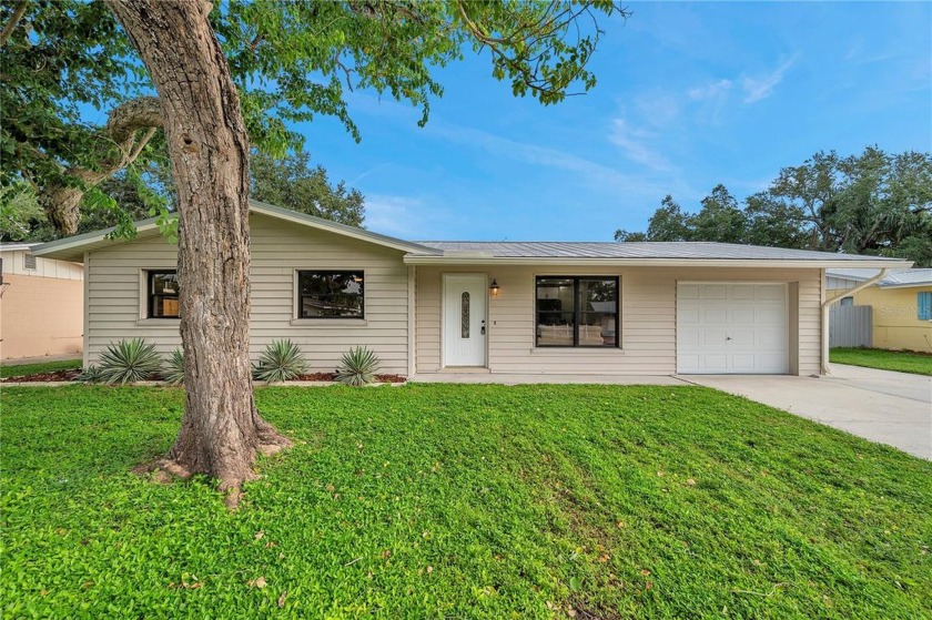 Welcome to this beautifully renovated 3 bedroom, 2 bath pool - Beach Home for sale in Sarasota, Florida on Beachhouse.com