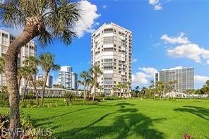 Incredible investment opportunity in this beachfront condominium - Beach Condo for sale in Naples, Florida on Beachhouse.com