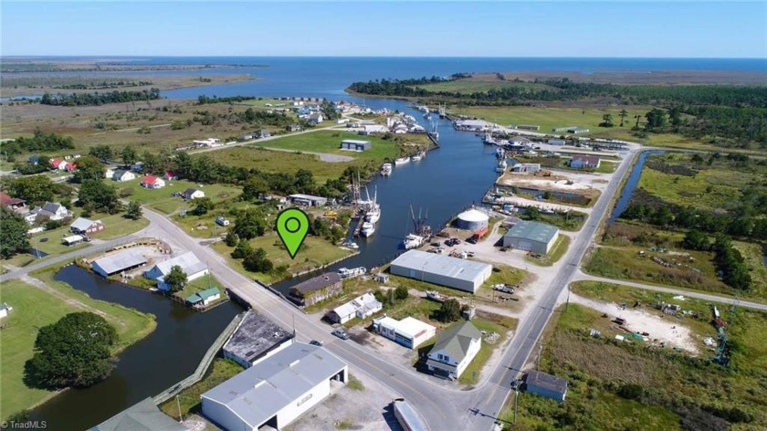 Waterfront lot situated on Hwy 264 provides over 200 feet of - Beach Lot for sale in Engelhard, North Carolina on Beachhouse.com