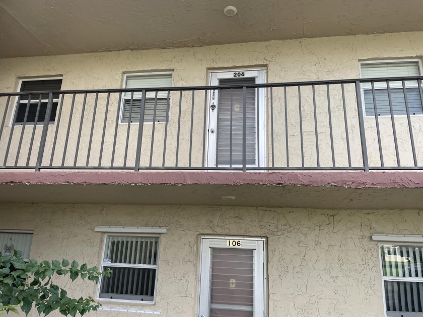 DON'T MISS THIS! Affordable and desirable ''Bahama'' model with - Beach Condo for sale in Palm Springs, Florida on Beachhouse.com