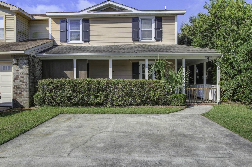 Waterfront WITH Dock! This is the perfect opportunity to get the - Beach Home for sale in North Charleston, South Carolina on Beachhouse.com