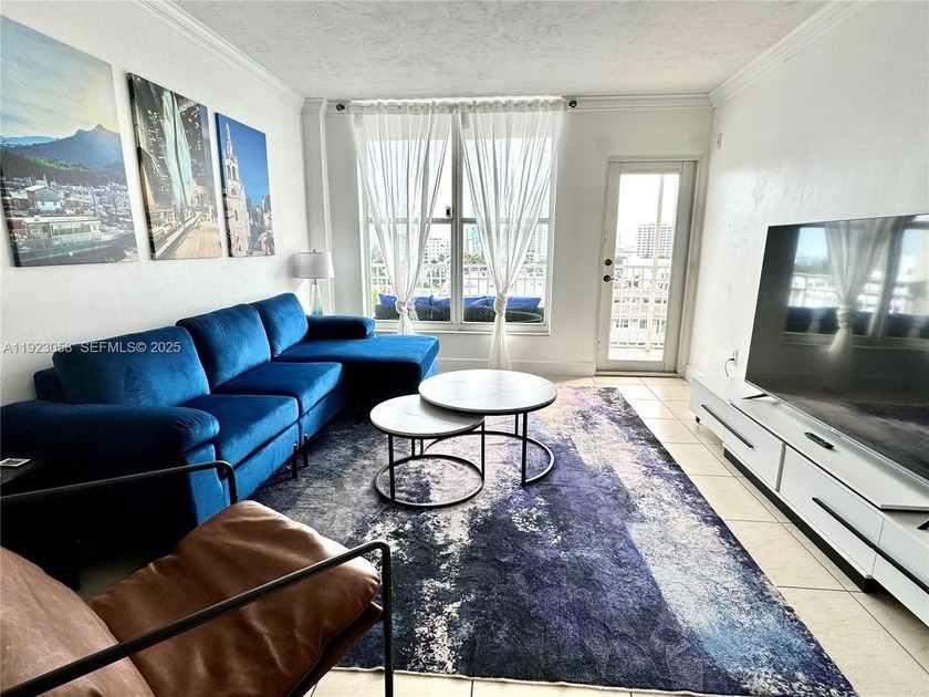 1 bedroom/1 bath Unit in the perfect location in South Beach - Beach Condo for sale in Miami Beach, Florida on Beachhouse.com