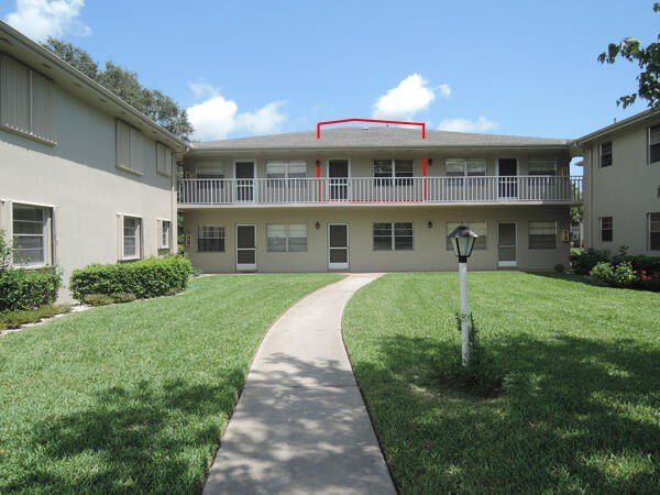 This cozy furnished condo makes a great seasonal home with a - Beach Condo for sale in Port Saint Lucie, Florida on Beachhouse.com