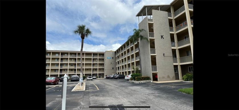 Welcome to your dream condo in the 55+ community of Bayshore on - Beach Condo for sale in Bradenton, Florida on Beachhouse.com