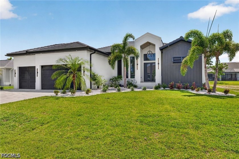Situated in a highly desirable neighborhood with city water and - Beach Home for sale in Cape Coral, Florida on Beachhouse.com