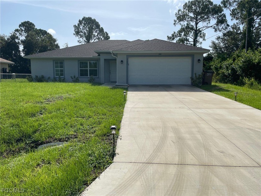 Experience the comfort and style of this like-new home - Beach Home for sale in Lehigh Acres, Florida on Beachhouse.com