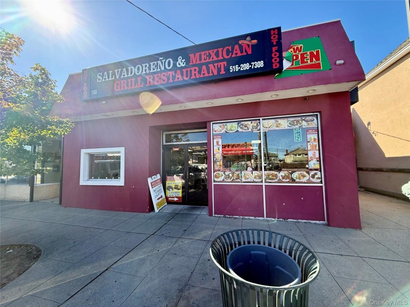 Prime commercial opportunity in the heart of Island Park! This - Beach Commercial for sale in Island Park, New York on Beachhouse.com