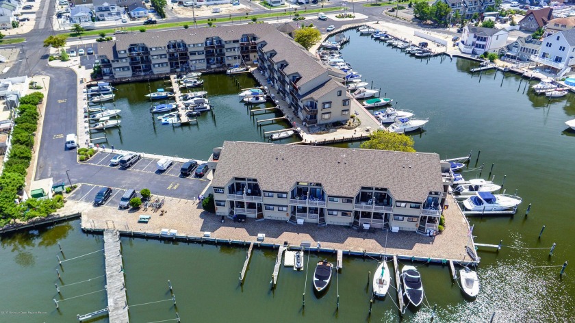 ORTLEY BEACH - DIRECT BAYFRONT - MUCH SOUGHT AFTER ''C'' - Beach Condo for sale in Ortley Beach, New Jersey on Beachhouse.com