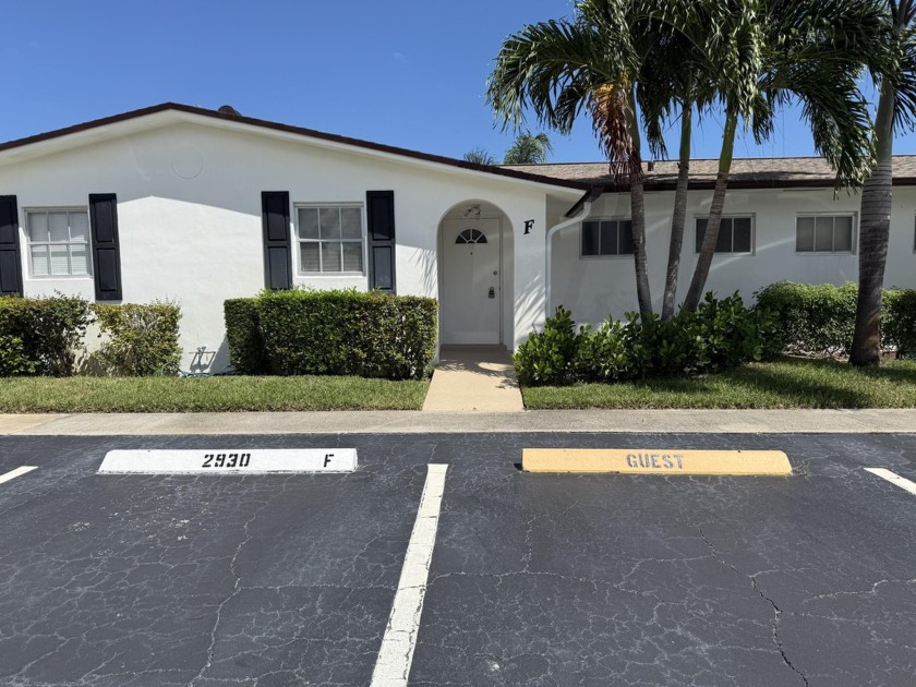 STUNNING CUSTOM TOTAL  RENOVATION OF A BEAUTIFUL ONE BED/ONE AND - Beach Home for sale in West Palm Beach, Florida on Beachhouse.com