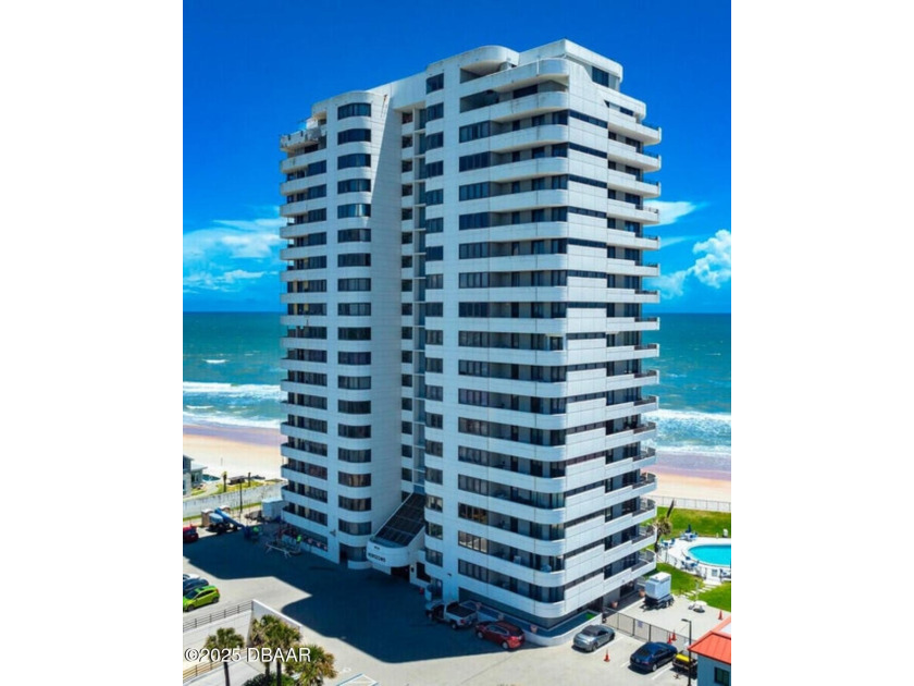 Spacious 3-bedroom, 2-bath condominium offering 1,735 sq. ft. of - Beach Condo for sale in Daytona Beach, Florida on Beachhouse.com