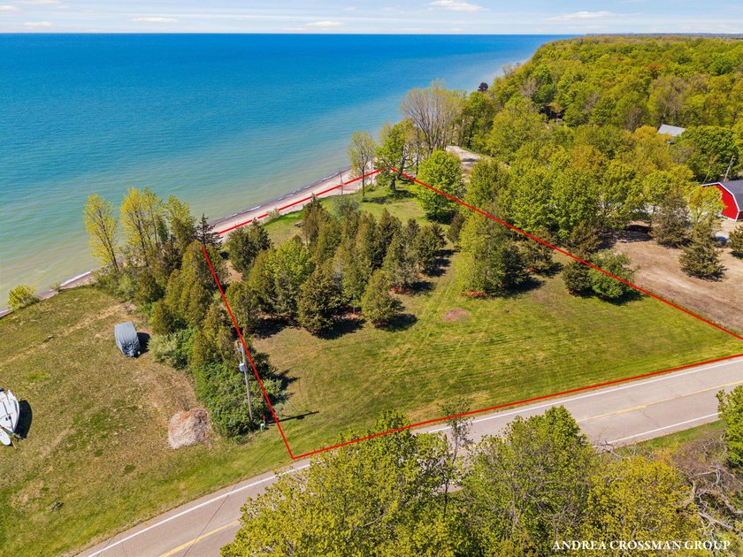 Build your dream lake retreat on this beautiful Lake Michigan - Beach Acreage for sale in South Haven, Michigan on Beachhouse.com