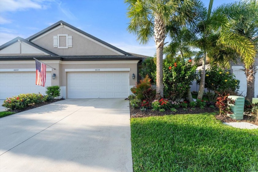 Welcome to this like new 2020 MAINTENANCE FREE VILLA that looks - Beach Home for sale in Bradenton, Florida on Beachhouse.com