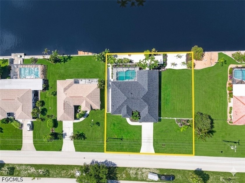 ***Southern Rear Exposure***Triple Lot***200-Foot Wide - Beach Home for sale in Cape Coral, Florida on Beachhouse.com