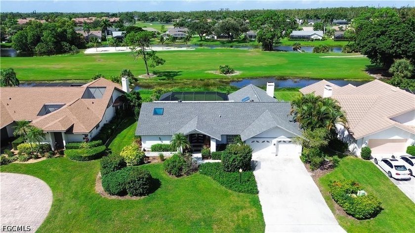 Beautifully maintained 3-bedroom, 2 full bathroom, 2 half - Beach Home for sale in Fort Myers, Florida on Beachhouse.com