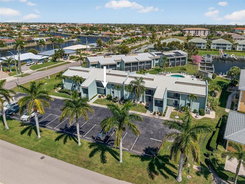 RARE OPPORTUNITY IN PUNTA GORDA ISLES! TURNKEY AND - Beach Condo for sale in Punta Gorda, Florida on Beachhouse.com