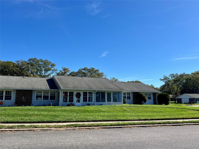 Located in a gated 55+ community, Baronet model features living - Beach Condo for sale in Ridge, New York on Beachhouse.com