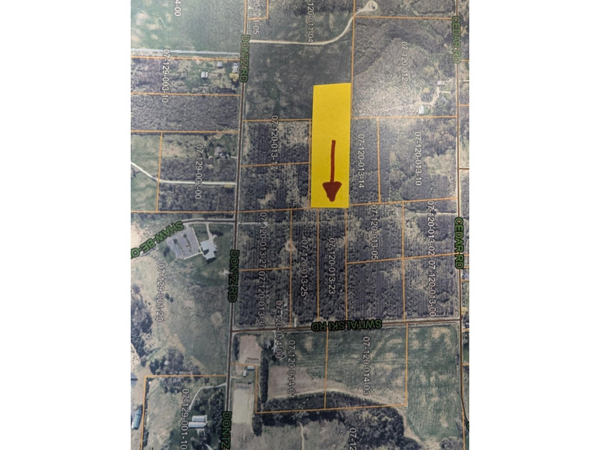 Just 10 minutes from Manistee and 5 minutes from Lake Michigan - Beach Acreage for sale in Manistee, Michigan on Beachhouse.com