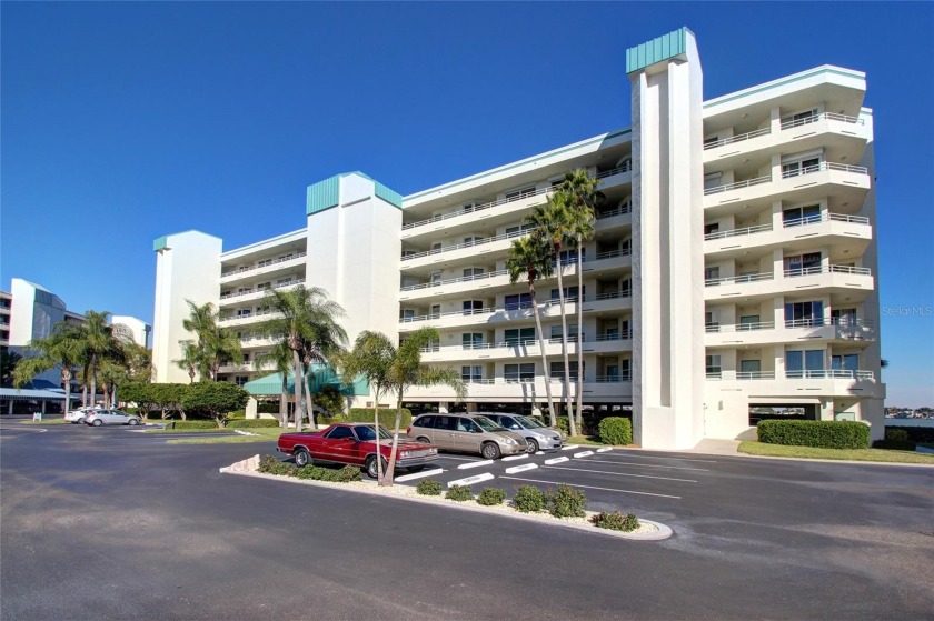 Welcome to Harbourside, a Luxurious Waterfront condominium - Beach Condo for sale in South Pasadena, Florida on Beachhouse.com