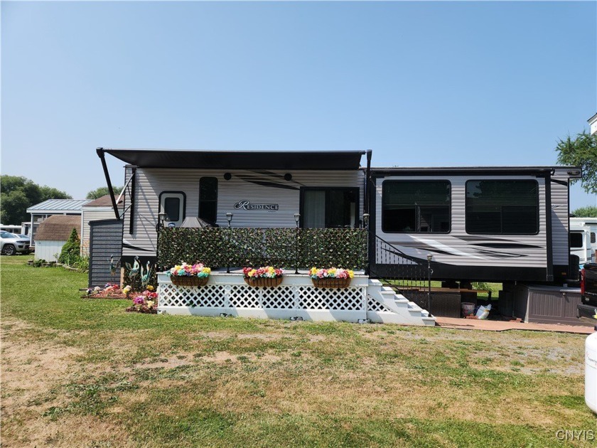 Turnkey Lakeside Retreat - A Lightly Used, Like-New Mobile Home - Beach Lot for sale in Adams, New York on Beachhouse.com