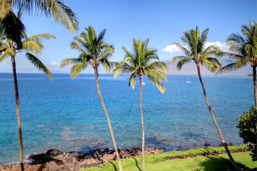 Stunning Views &amp Perfect Location - Royal Mauian #518 - Beach Vacation Rentals in Kihei, Maui, Hawaii on Beachhouse.com