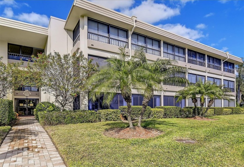 FLOODPROOF CORNER UNIT TOP FLOOR The Treehouse at Beautiful - Beach Condo for sale in Sarasota, Florida on Beachhouse.com