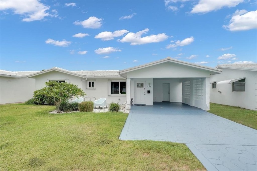 This updated Leisureville home is ready for you to enjoy the - Beach Home for sale in Pompano Beach, Florida on Beachhouse.com