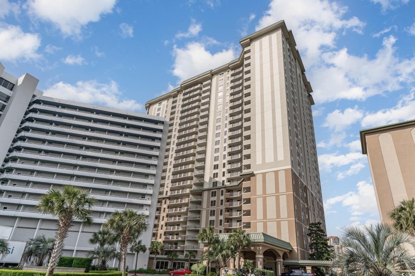 Spacious 2 bed, 2 bath condo located in the exclusive Royale - Beach Condo for sale in Myrtle Beach, South Carolina on Beachhouse.com