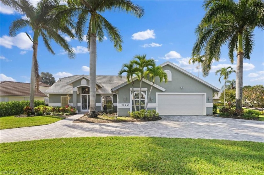 Welcome to your North Naples retreat! This wonderful property - Beach Home for sale in Naples, Florida on Beachhouse.com