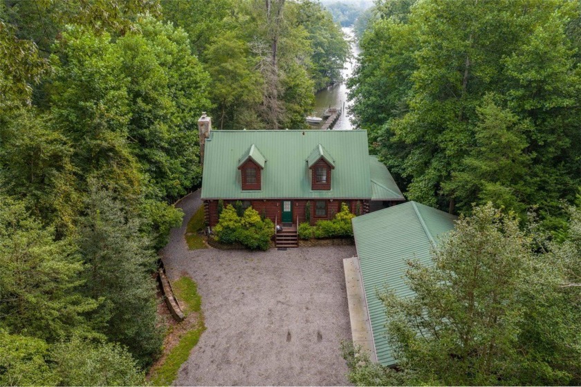 3 bedroom Log Home, 2 full bathrooms with nice views of Wilton - Beach Home for sale in Hartfield, Virginia on Beachhouse.com