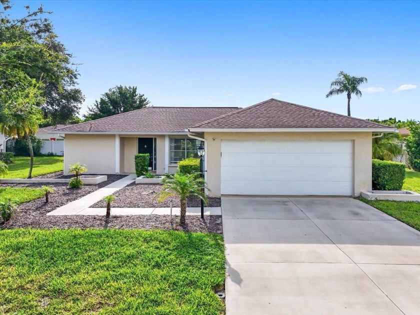 Perfect Location & Endless Potential!
Welcome to this - Beach Home for sale in Bradenton, Florida on Beachhouse.com