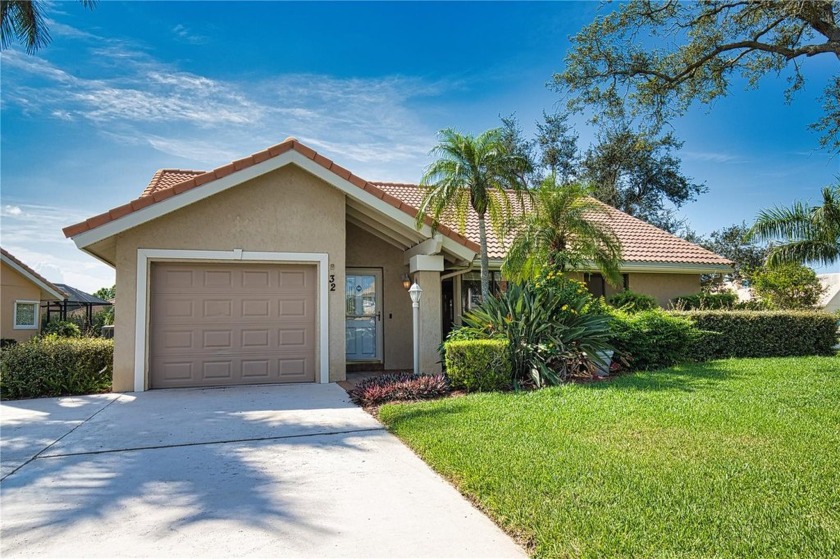 Embrace the quintessential Florida lifestyle in this stunning - Beach Home for sale in Nokomis, Florida on Beachhouse.com