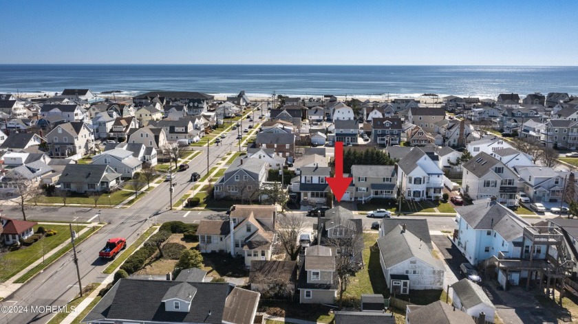 Jersey Shore~Charming beach home located just  2 1/2 blocks from - Beach Home for sale in Belmar, New Jersey on Beachhouse.com