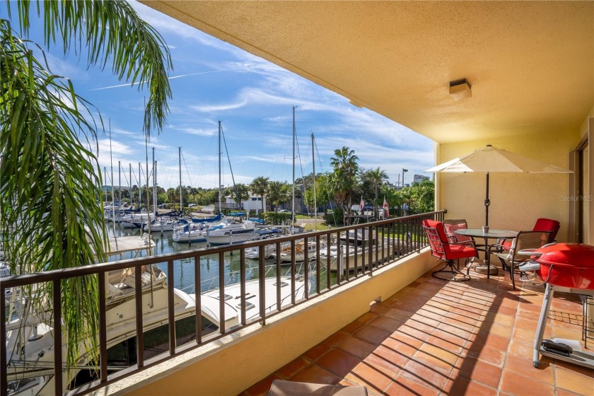 FULLY FURNISHED with EXCEPTIONAL WATERFRONT VIEWS - DISCOVER - Beach Condo for sale in South Pasadena, Florida on Beachhouse.com