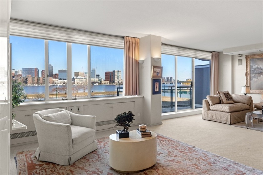 Come live in an iconic Back Bay building! Enormous living - Beach Condo for sale in Boston, Massachusetts on Beachhouse.com