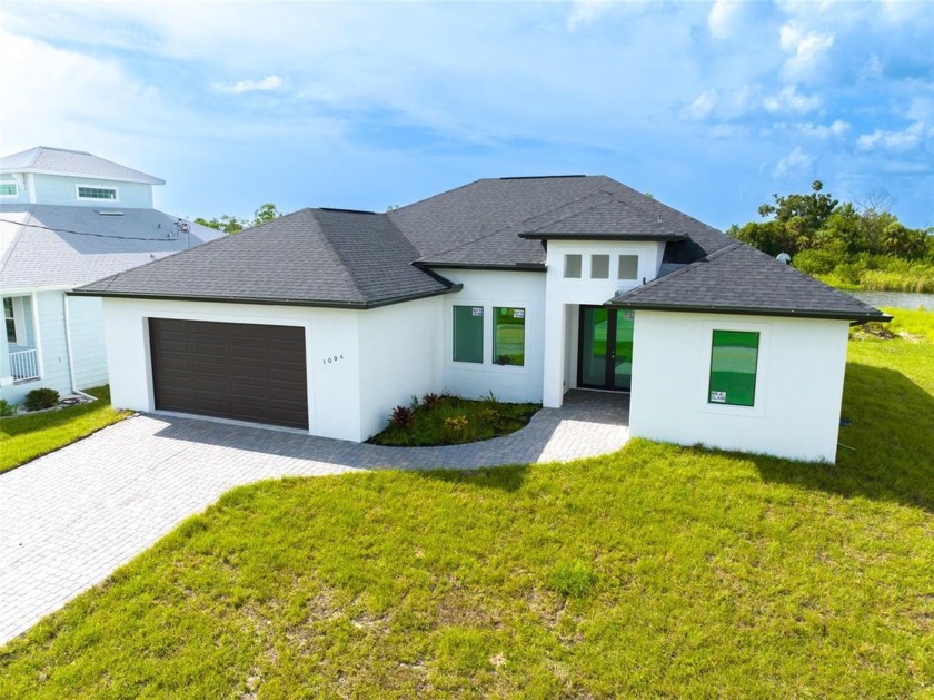 Welcome to your dream home! This custom built elegant 3-bedroom - Beach Home for sale in Rotonda West, Florida on Beachhouse.com