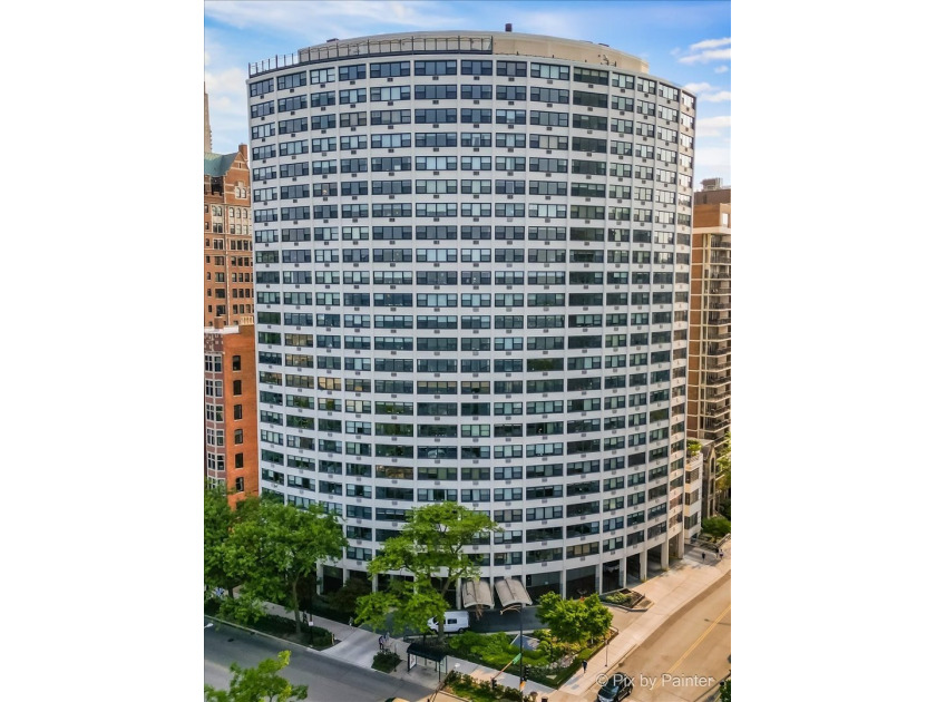 Rarely available *A* tier unit on the 19th floor with panoramic - Beach Condo for sale in Chicago, Illinois on Beachhouse.com