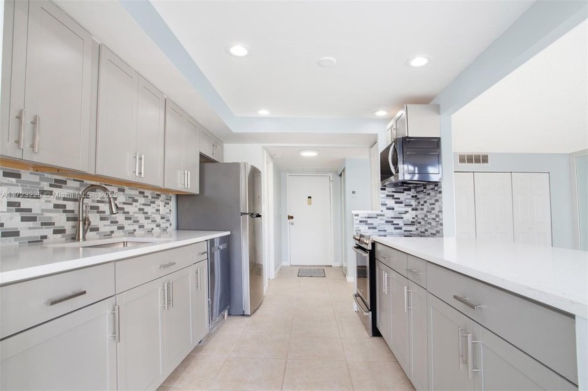 Beautiful property located in the desirable Three Islands - Beach Condo for sale in Hallandale Beach, Florida on Beachhouse.com