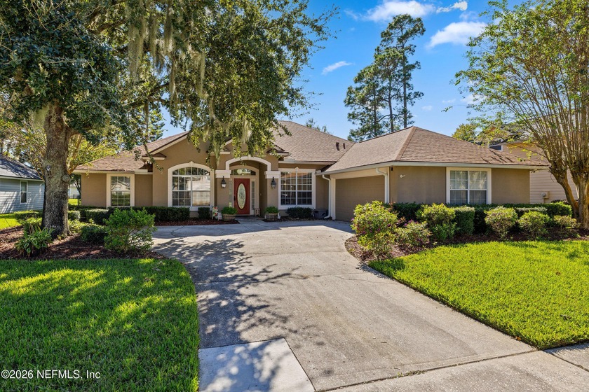 Beautiful home in the highly desirable Eagle Harbor community - Beach Home for sale in Fleming Island, Florida on Beachhouse.com