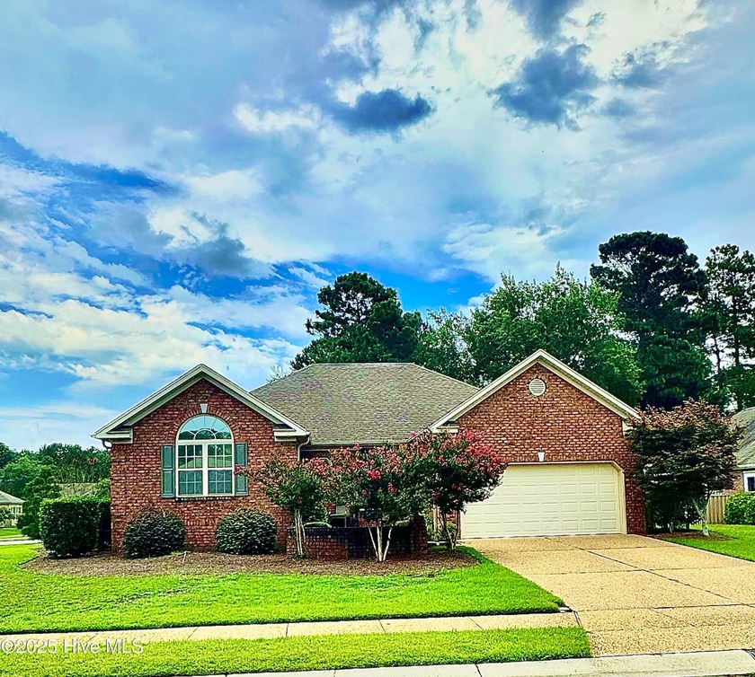 PRICE CHANGE, SELLER IS VERY MOTIVATED!! BRING ME A OFFER - Beach Home for sale in Leland, North Carolina on Beachhouse.com