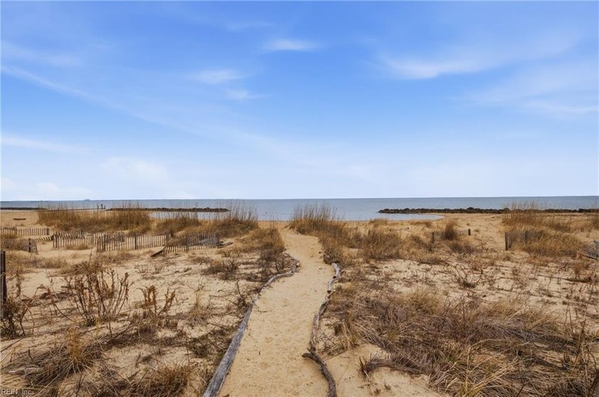 Rare bayfront investment opportunity on the shores of the - Beach Townhome/Townhouse for sale in Norfolk, Virginia on Beachhouse.com
