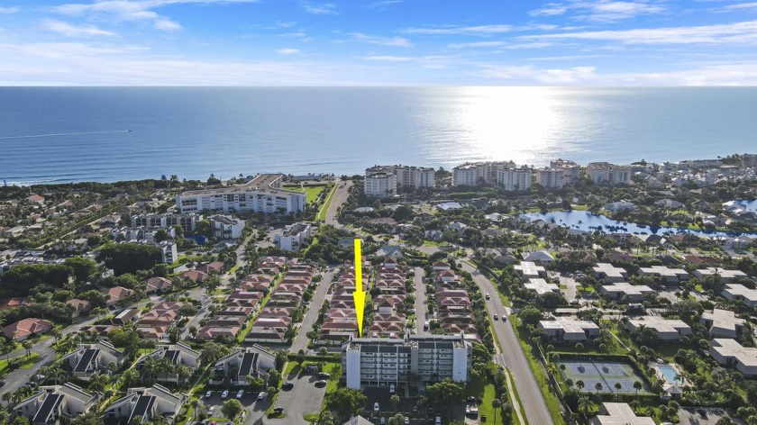 Come see this 2-bedroom, 3 FULL bathroom CORNER unit with OCEAN - Beach Condo for sale in Jupiter, Florida on Beachhouse.com