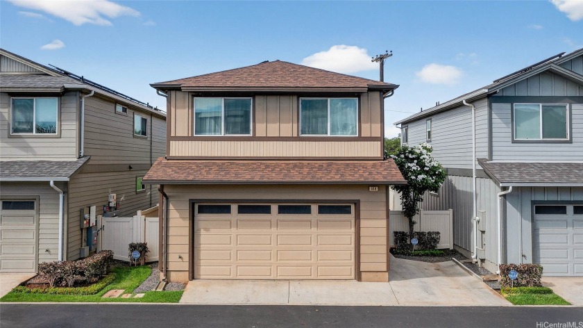 Step into this beautifully maintained 3 bedroom, 2.5 bath home - Beach Home for sale in Ewa Beach, Hawaii on Beachhouse.com