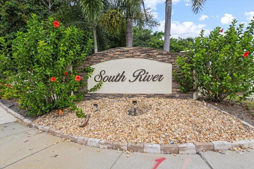 Lovely open airy and bright first floor condo in the beautiful - Beach Condo for sale in Stuart, Florida on Beachhouse.com