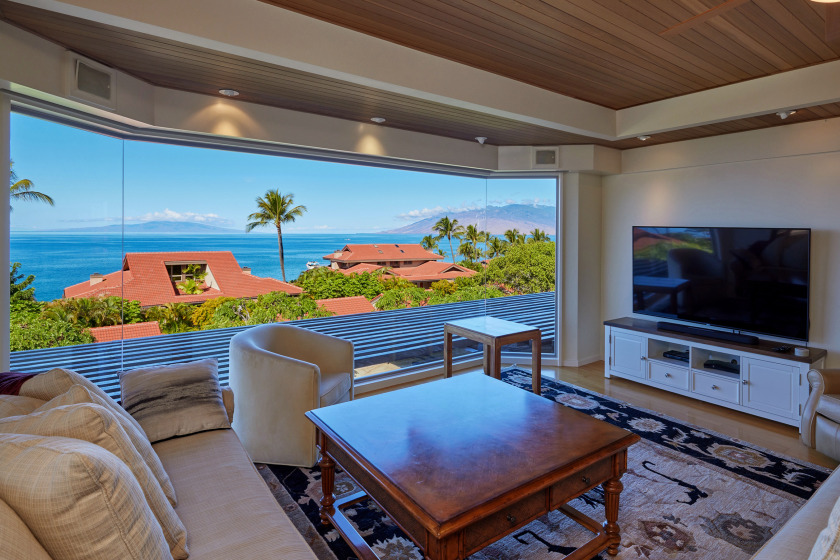 Wailea Point 3 Bedroom3+ Bath Oceanview Condominium - Beach Vacation Rentals in Wailea, Hawaii on Beachhouse.com