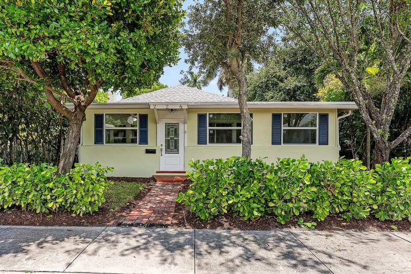 In the heart of downtown Lake Worth's historic district, this - Beach Home for sale in Lake Worth Beach, Florida on Beachhouse.com