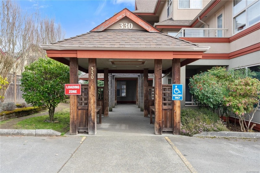 Welcome to this accessible, no-step condo in West Duncan! - Beach Condo for sale in Duncan, BC on Beachhouse.com