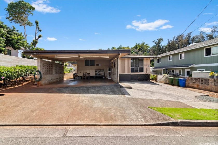 Sellers have maintained their home in excellent condition and - Beach Home for sale in Mililani, Hawaii on Beachhouse.com